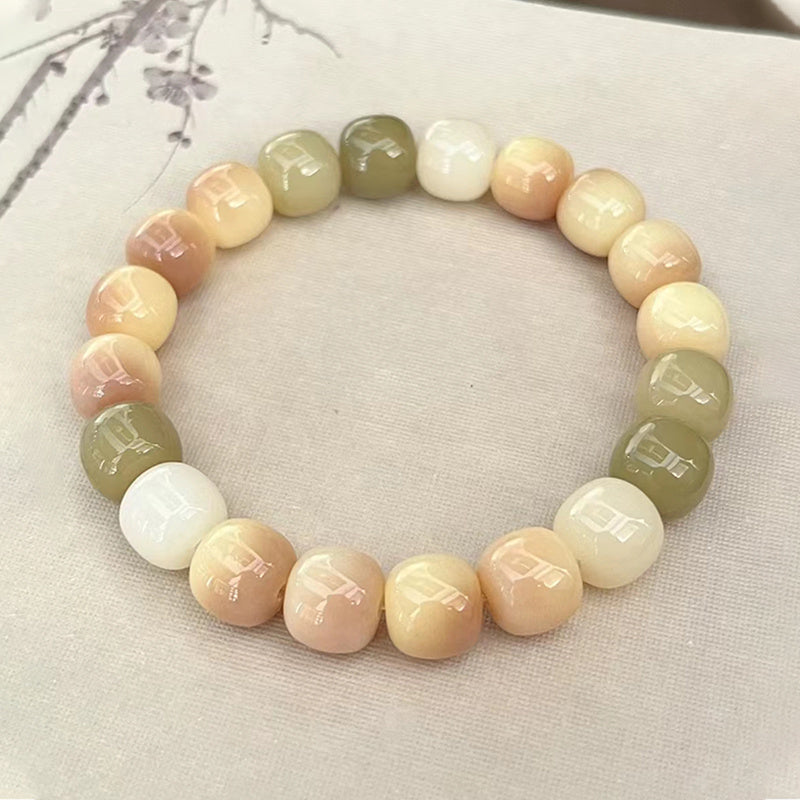 Violet Bracelet with Natural Bodhi Seeds Wrap